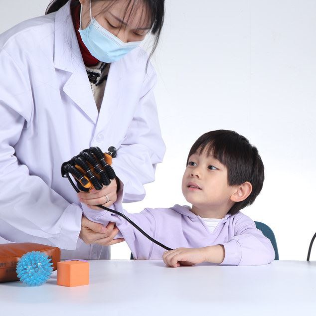 product-1-1 Soft Robotic Glove children