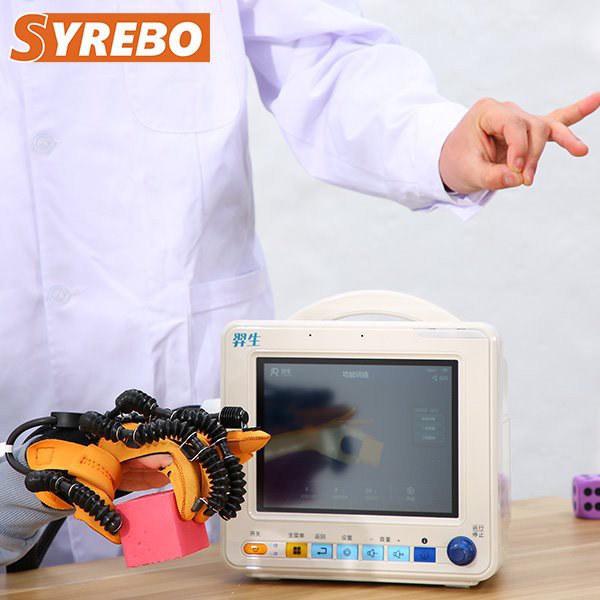 Minkštos robotikos reabilitacinės pirštinės